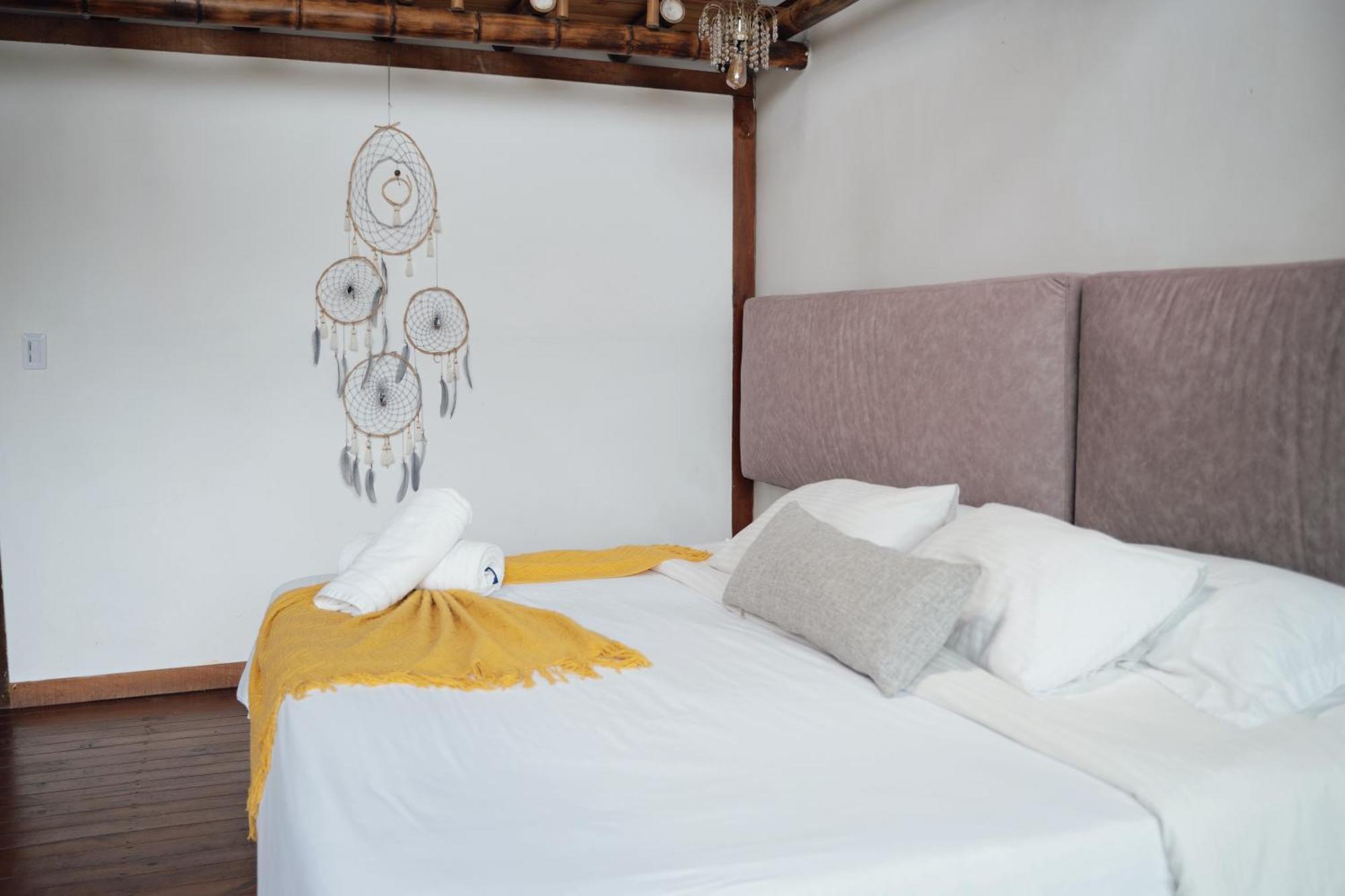 Ibuku Hotel Guatape - Chalets الغرفة الصورة